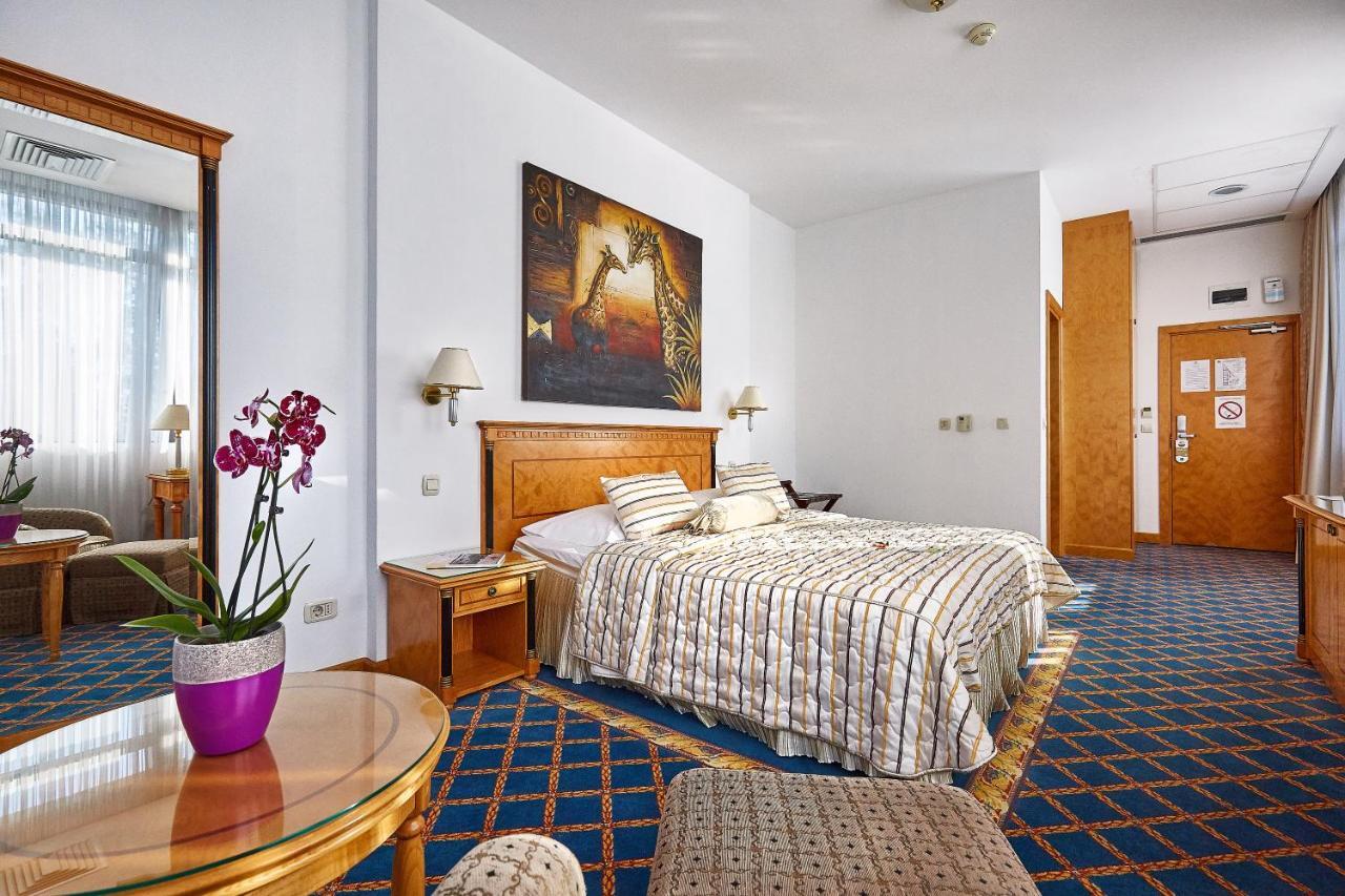 Garni Hotel Master Novi Sad Exterior photo
