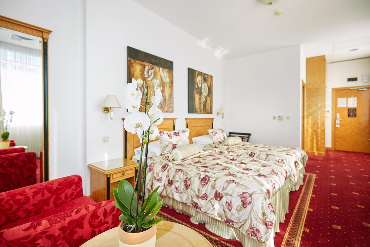 Garni Hotel Master Novi Sad Exterior photo